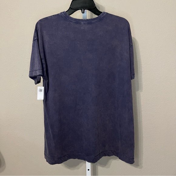 Old Navy Purple Short Sleeve Tee Classic Fit - Picture 3 of 3